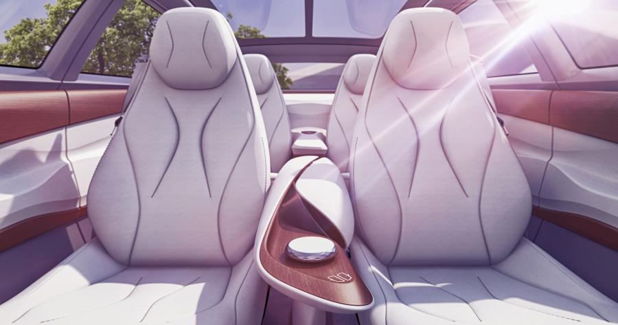 Интерьер Volkswagen I.D. Vizzion 2018 года  (фото 11 из 19)